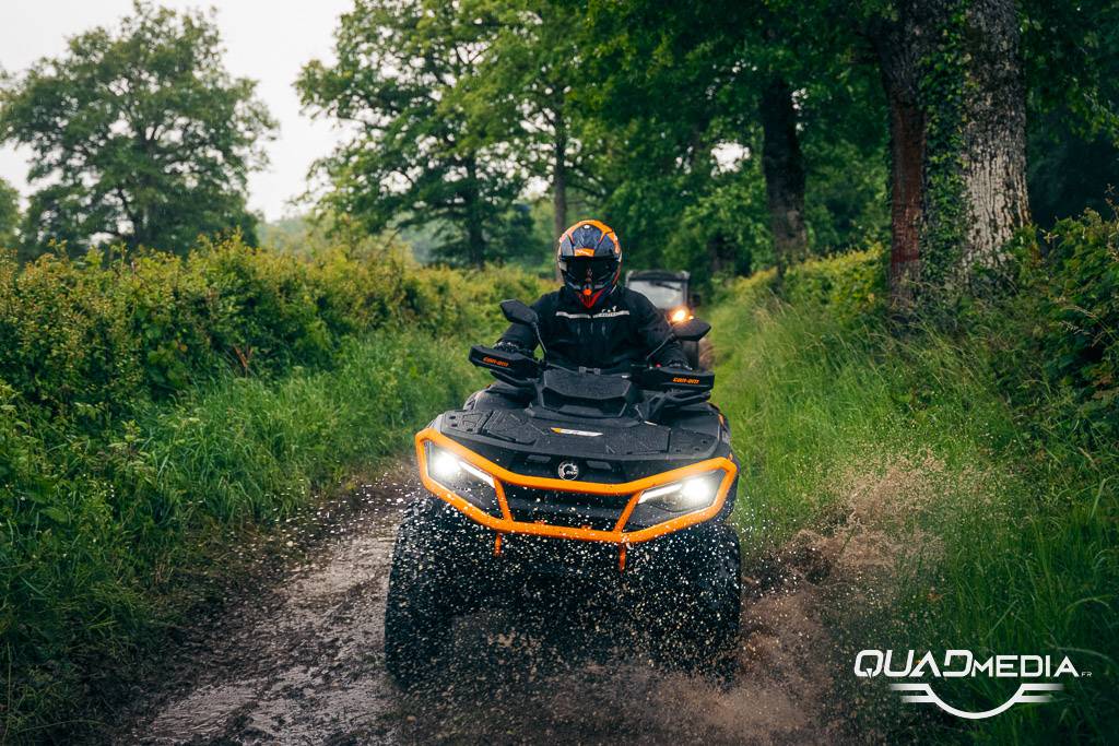 Can-Am Outlander Max XT-P 1000R SAS action 3